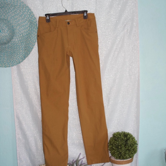 Lululemon ABC Pant - Picture 2 of 4